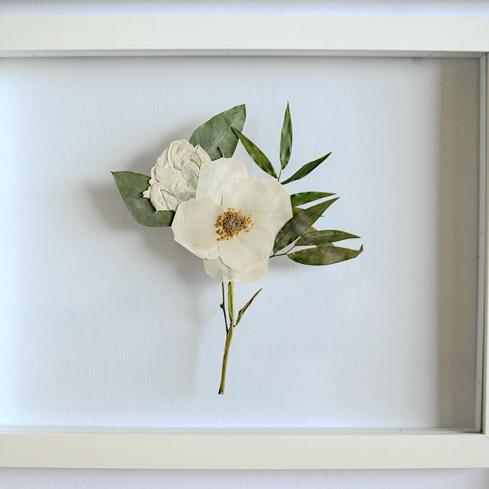 8 x 10” Mini Boutonnière Pressed Frame {Add On Only}